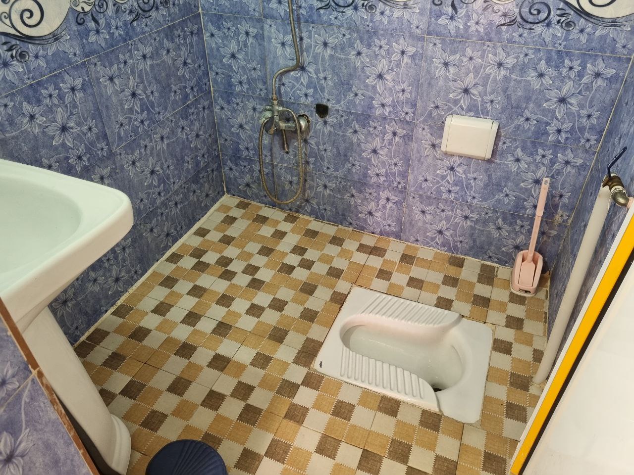 ویلای رو به برکه یاسمن ویلای رو به برکه یاسمن